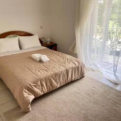 Mein Appartement ist riesengross, super sauber und hat einen Balkon.