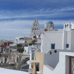 Churches on our walk up to Kallistis