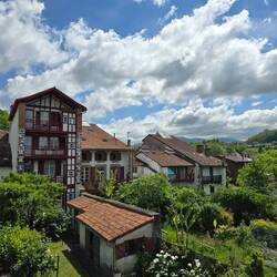 Basque houses and gardens from the walls