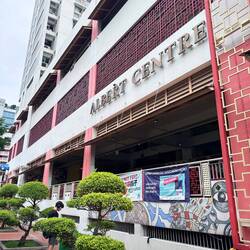Gegenüber vom Obstmarkt noch ein Foot Court