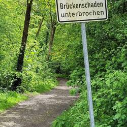 Hier hätten wir zurück laufen müssen, weil es dort nicht weiter Richtung Aachen ging