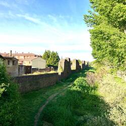 Leaving Mansilla - the walls