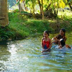 Kinder am Plantschen 2.0
