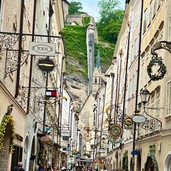 Main shopping st