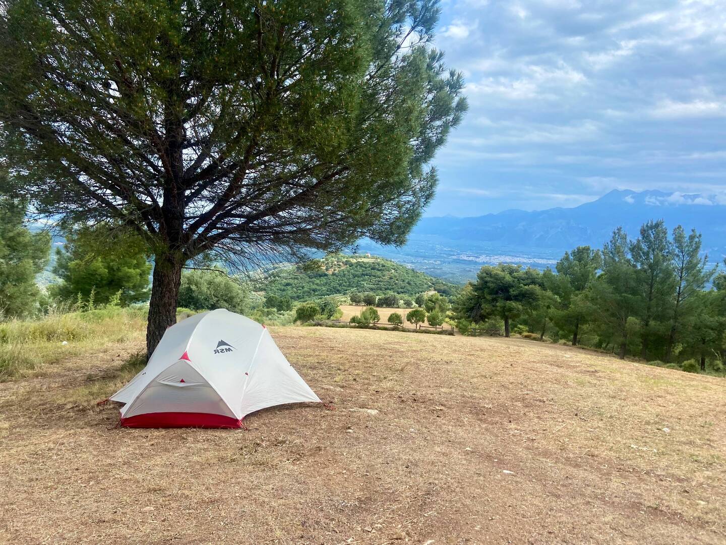 mein Zeltplatz mit Aussicht auf Sparta
