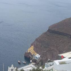 Waters edge at Fira