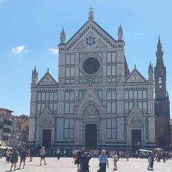 Basilica di Santa Croce where Michelangelo, Leonardo Da Vinci and Galileo are entombed