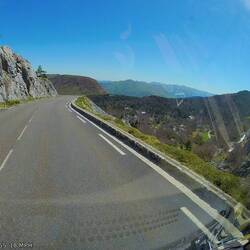 Spectacular views and drops on the road