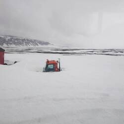 Ja, wo ist er denn, der Pistenbully?