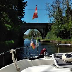 ... ansonsten herrliche Gegend, herrliches Wetter.