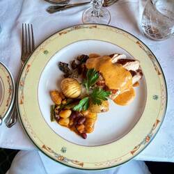 Stuffed chicken thighs