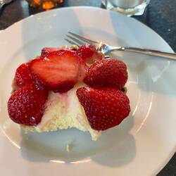 Hoffentlich war das das passende Kuchenfoto, es gab oft Kuchen