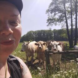 Kuhella, Kuhnikunde, Kuhdula und Kuhwentin von Kuhwede. Kuuuuhl.