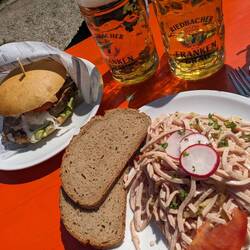 Fest anlässlich der Jagsttal Wiesen Wanderungen 🚶‍♀️🚶 Mahlzeit 😋