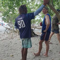 Unser Guide Antony, der alle Tiere und Pflanzen kennt!