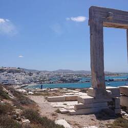 Temple of Apollo, with Naxos in background