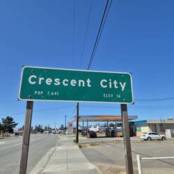 Crescent City sign