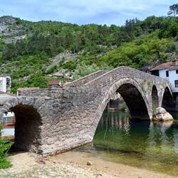 Alte Brücke Stari Most in Rijeka Cronevi erbaut 1853