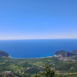 Panoramablick vom Startplatz zum Strand