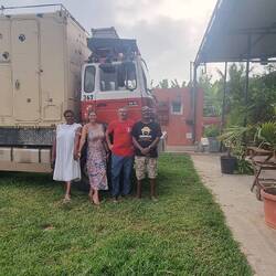 Abschiedsbild mit unseren Gastgebern Juliet &Louis