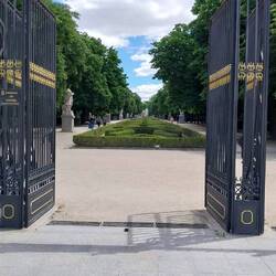 El Retiro Park entrance