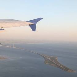 Mit Verspätung gestartet, mussten den Flieger wegen tech. Probleme tauschen.