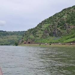 Better with sound off.....