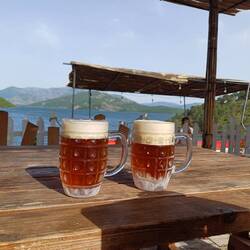 Albanischen Bier in gefrorenen Gläsern