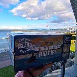 Was man nicht alles für Freunde als Souvenir mitbringt