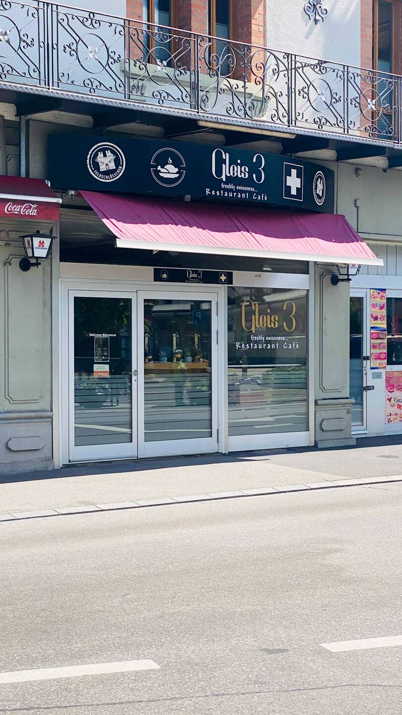 Von Aussen sieht es nicht so einladend aus...