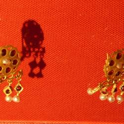 Earrings, gold, garnets and pearls
