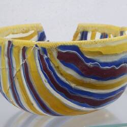 Glass bowl