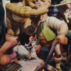 Teile von Fallas