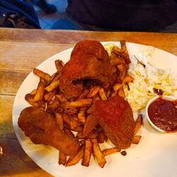 Gebratenes Hähnchen mit Masala Marinade in St. Patricks Pub