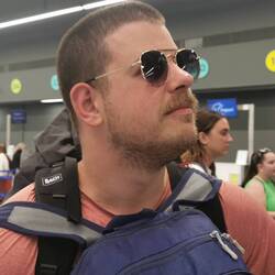 d Brille chunt tatsächli wieder mit hei