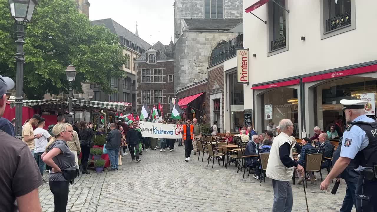 Auch Aachen begrüsst mit einer Demo
