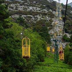 Freiluft-Körbchen für Zweibeiner auf dem Weg zum Monte Capanne