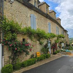 Lots of pretty houses, beautifully restored in Dordogne stone
