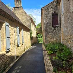 Narrow streets with entrance gates to the village