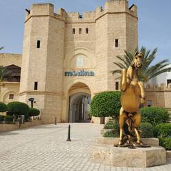 Entrance to Hammamet medina