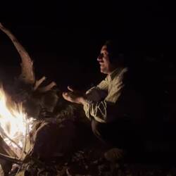 Und zum Kashmir-Schluss: Traditioneller Gesang von Showkat und Akhtar am Lagerfeuer 🔥