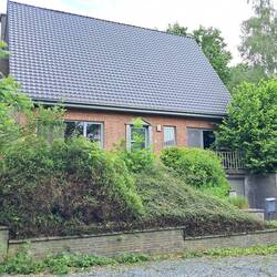 57 Metsijsdreef, Overijse. Our rented home for the year, basement with ping pong table