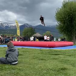 Schaut mal der Schnee im Hintergrund