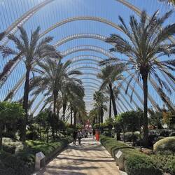 Und darunter ist das Parkhaus