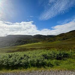 Circuito single road attorno a Lock Ness