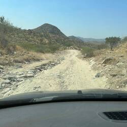 Zum Übernachtungsplatz in den Klippen