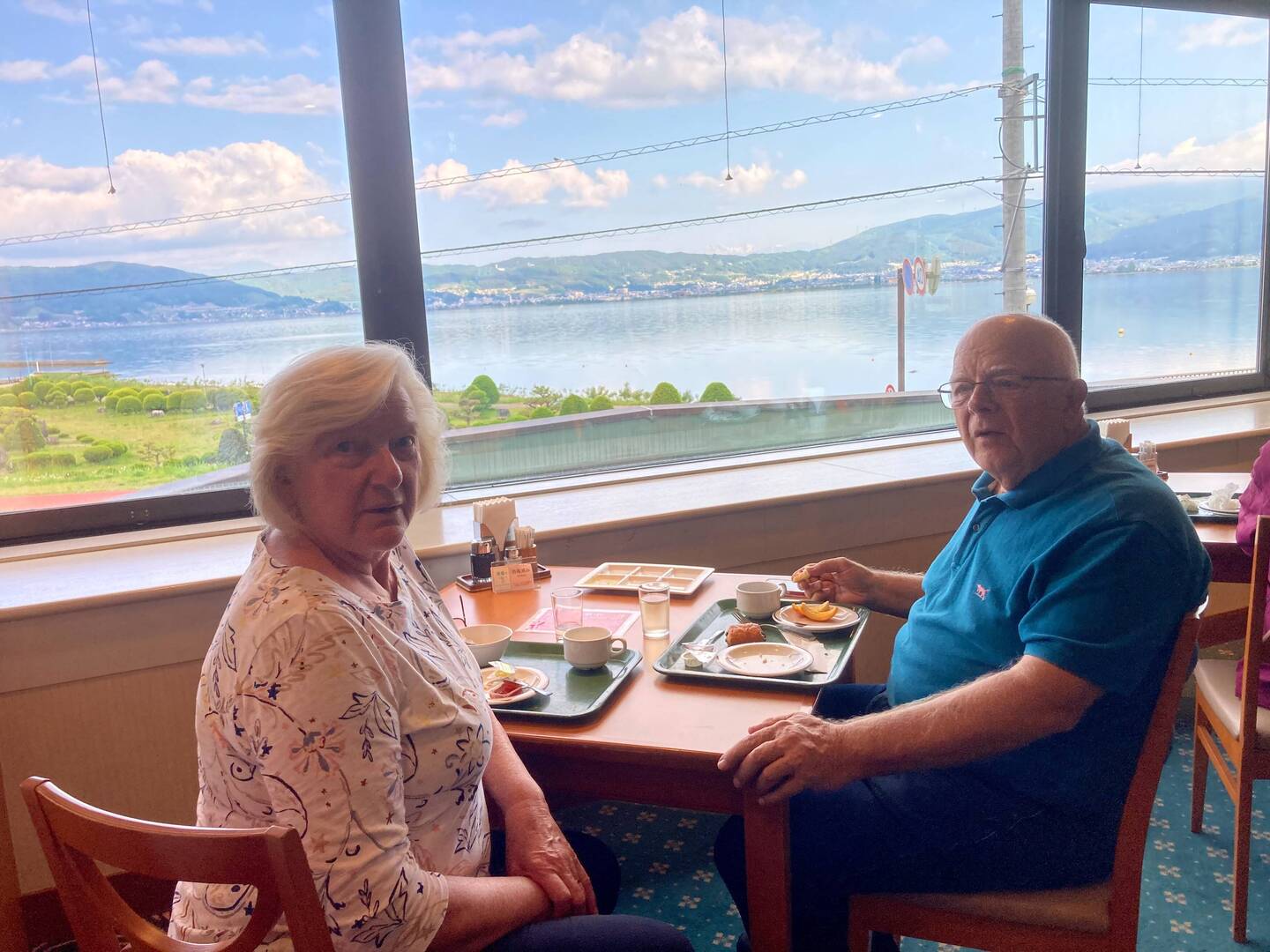 Brekky at Suwa.