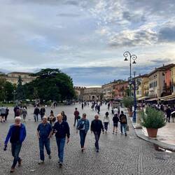 Piazza Brà im Stadtzentrum Veronas