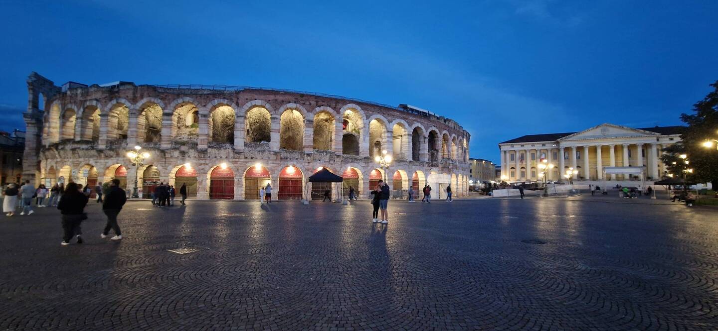 Arena di Verona zur blauen Stunde