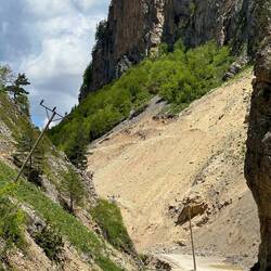 A superb narrow gorge, with vertically challenged poles and heavy construction work.